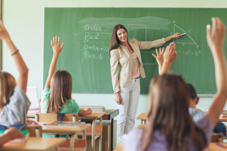 Estudiantes de Segundo Grado